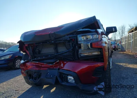 2022 Chevrolet Silverado 1500 Ltd 4Wd Short Bed Rst from USA, damaged, VIN 1GCUYEED1NZ220611